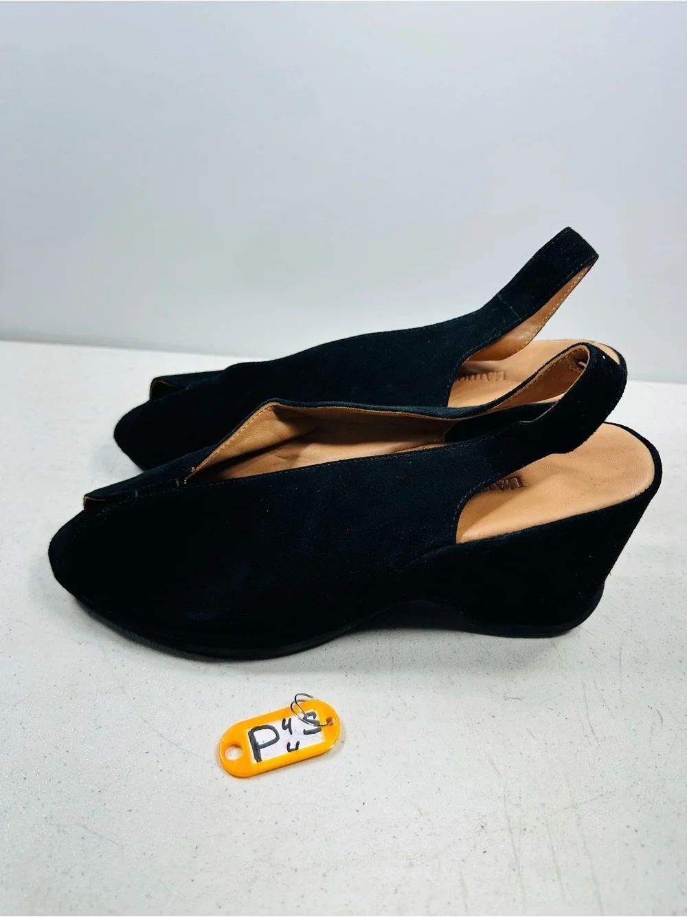L'Amour des Pieds womens Heeled Sandals size 10